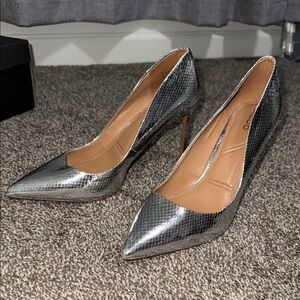 Silver Textured Stiletto Heel